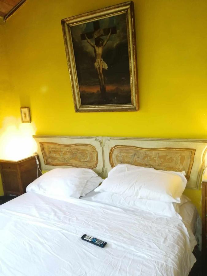 Beb Le Case Rosse Bed and Breakfast Verucchio Εξωτερικό φωτογραφία